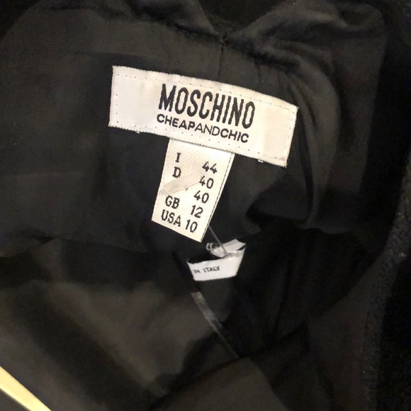 Moschino black wool dress, open back! - Picture 5 of 8